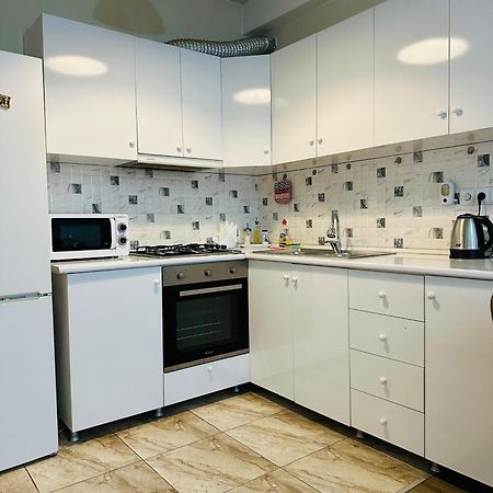 Twins Tower Apartment Tbilisi Ngoại thất bức ảnh