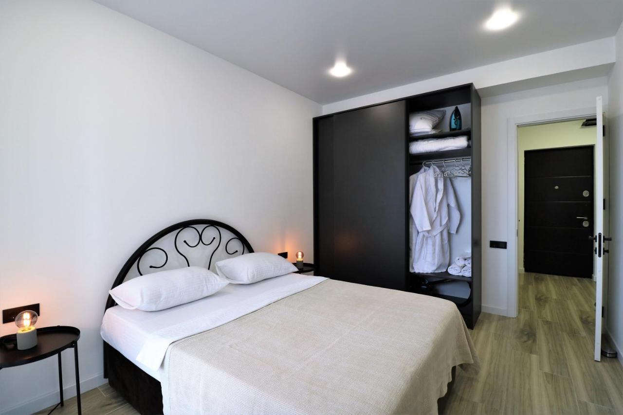 Twins Tower Apartment Tbilisi Ngoại thất bức ảnh