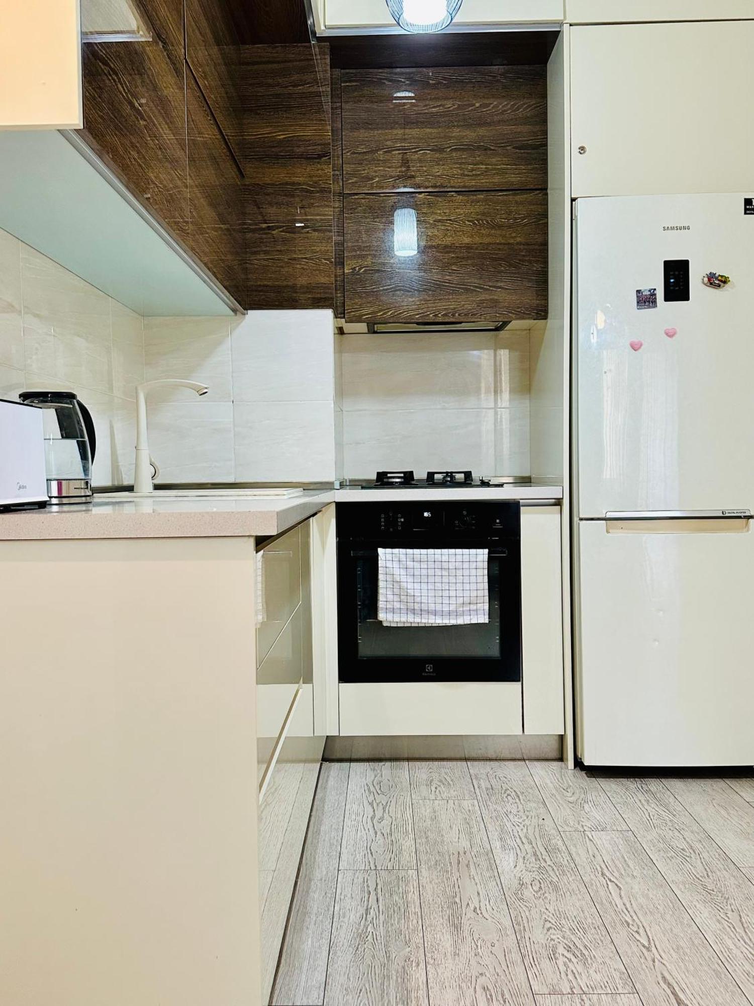 Twins Tower Apartment Tbilisi Ngoại thất bức ảnh