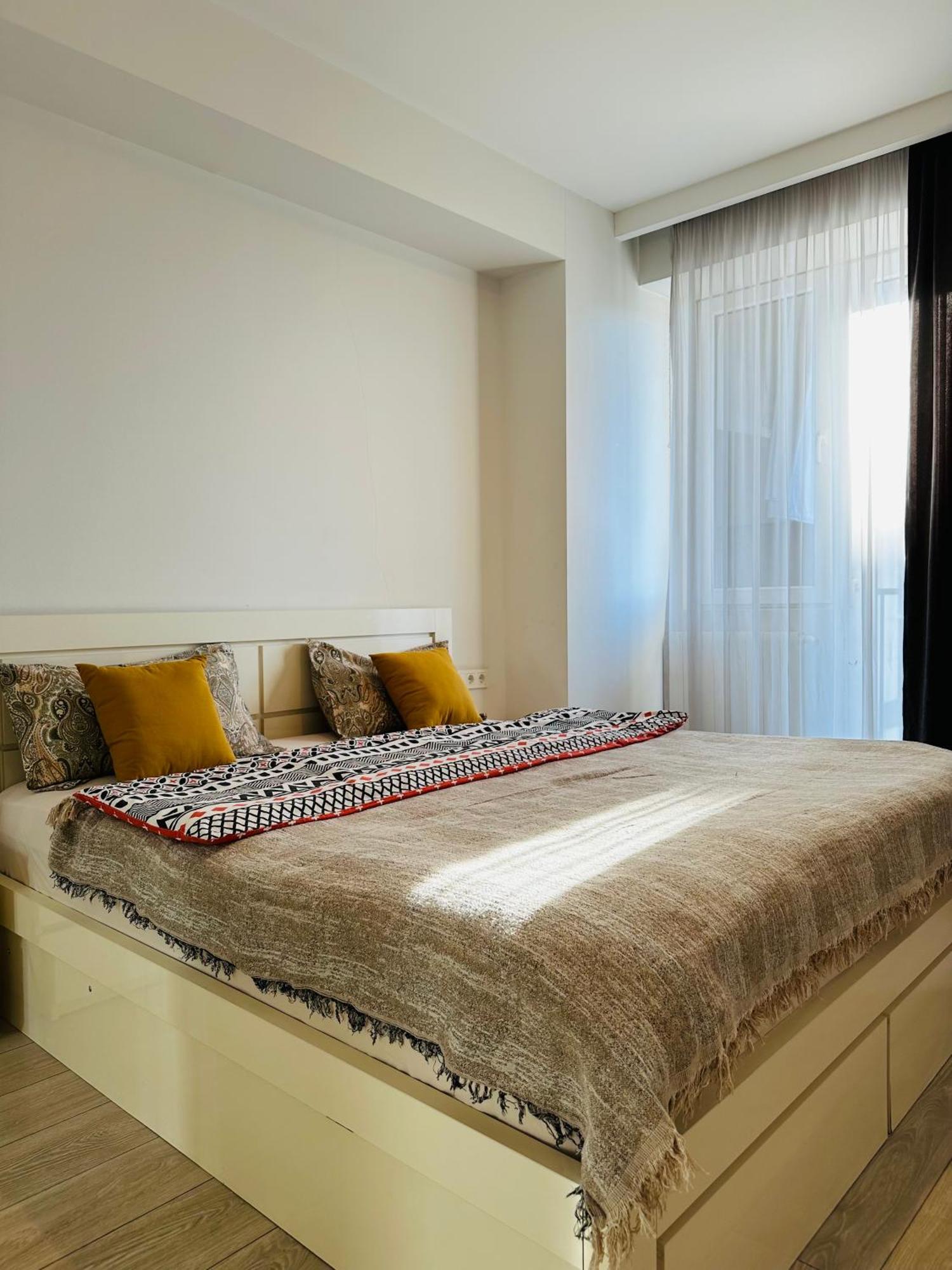 Twins Tower Apartment Tbilisi Ngoại thất bức ảnh