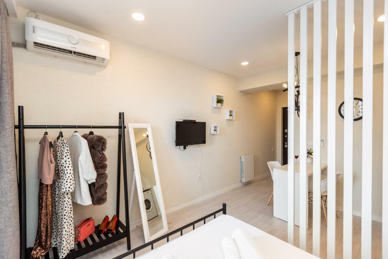 Twins Tower Apartment Tbilisi Ngoại thất bức ảnh